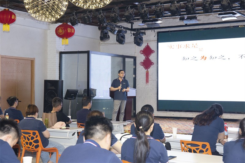 “六月蝶變 再創(chuàng)佳績(jī)”國(guó)林地板6月拓展PK會(huì)圓滿成功