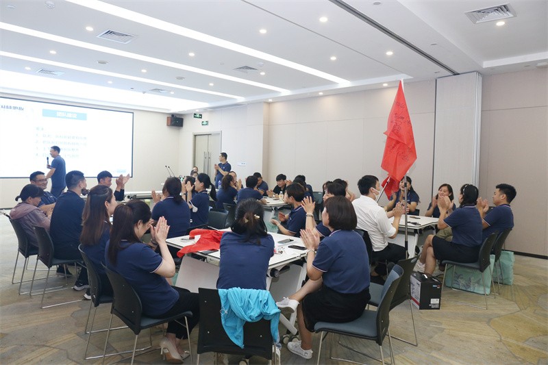 逆風(fēng)飛揚(yáng) 決戰(zhàn)7月——國(guó)林地板7月PK啟動(dòng)大會(huì)