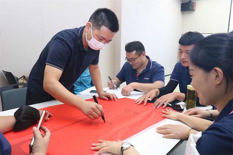 逆風(fēng)飛揚(yáng) 決戰(zhàn)7月——國(guó)林地板7月PK啟動(dòng)大會(huì)