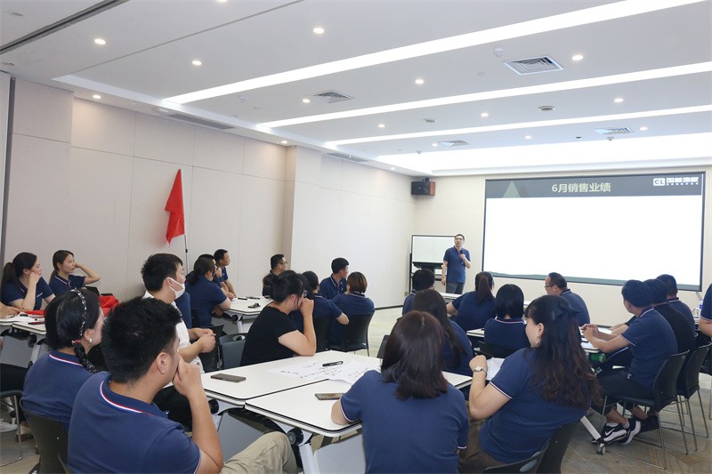 逆風(fēng)飛揚(yáng) 決戰(zhàn)7月——國(guó)林地板7月PK啟動(dòng)大會(huì)